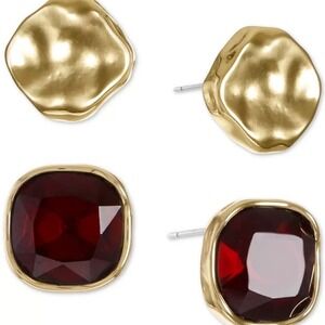 2 piece red stone square stud earrings NWT